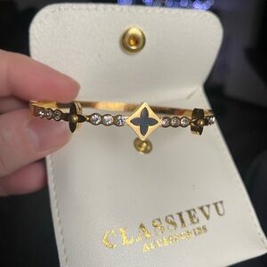 Women’s Bracelet